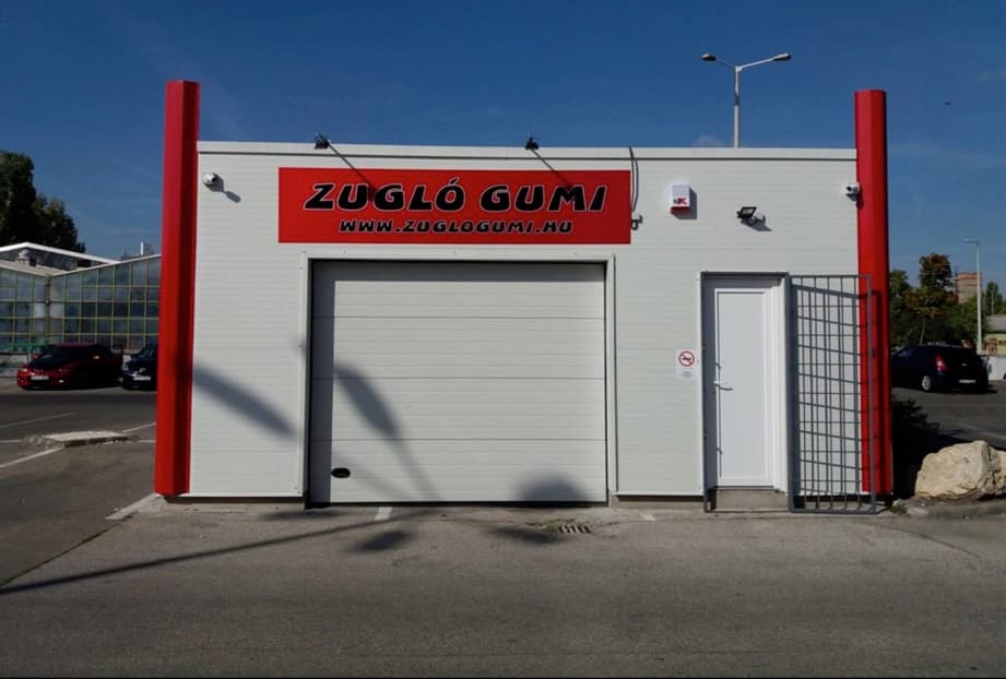 Pillangó utcai Tesco parkoló